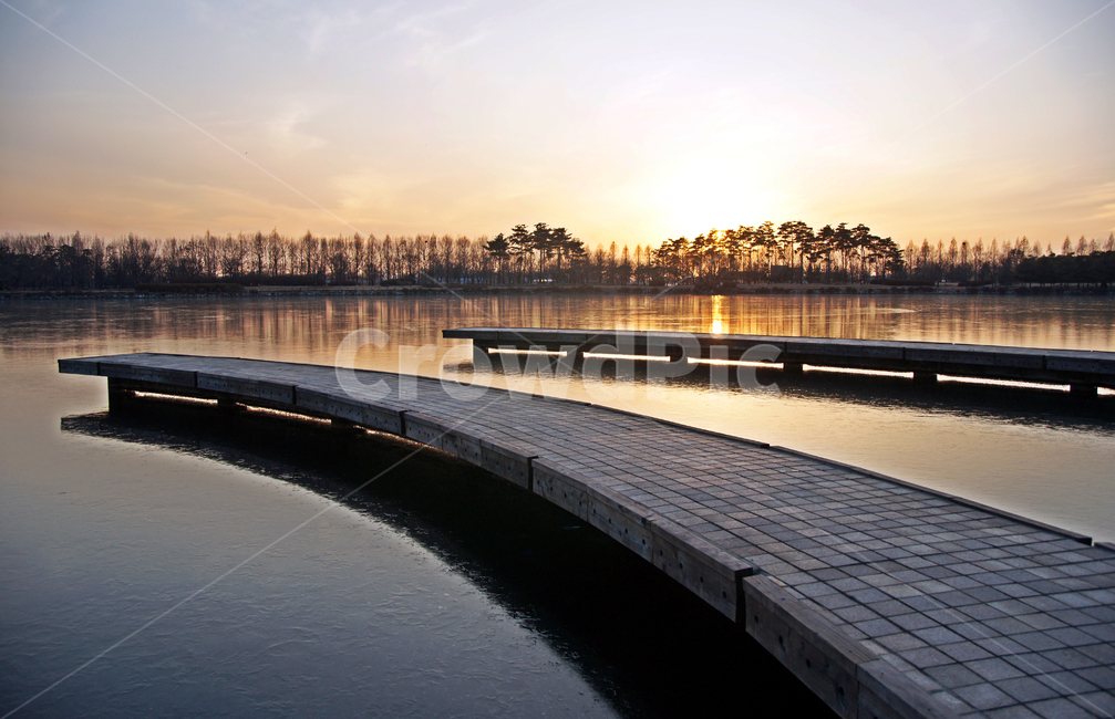 일몰,석양,일산,호수공원,호수선착장,자연,풍경,nature,landscape,한국자연풍경,한국자연경관,korea nature landscape,water,물,waterfront,워터 프론트,pier,교각,port,포트
