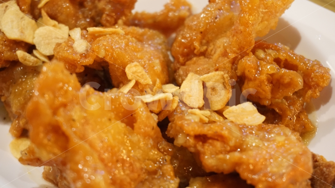 갈릭치킨,허니갈릭치킨,비어킹치킨,달콤한치킨,치킨,음식,식재료,요리,food,cook,meal,dishes,food reserves,육류,고기,meat