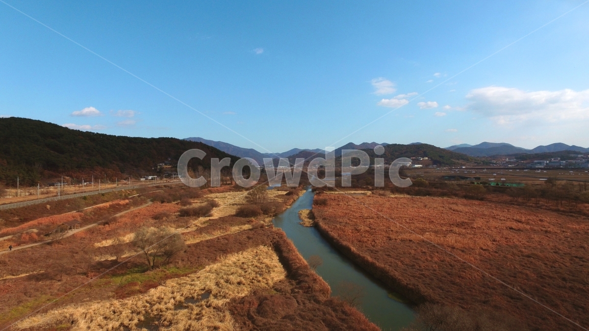 드론촬영,항공촬영,강,가을,풍경,가을,계절,fall,autumn,season,자연,풍경,nature,landscape,한국자연풍경,한국자연경관,korea nature landscape,ditch,도랑,outdoors,옥외