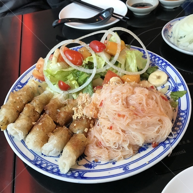 짜조,튀김,베트남짜조,튀김만두,소면,국수,비빔국수,noodle,음식,food,pasta,파스타,베트남,샐러드