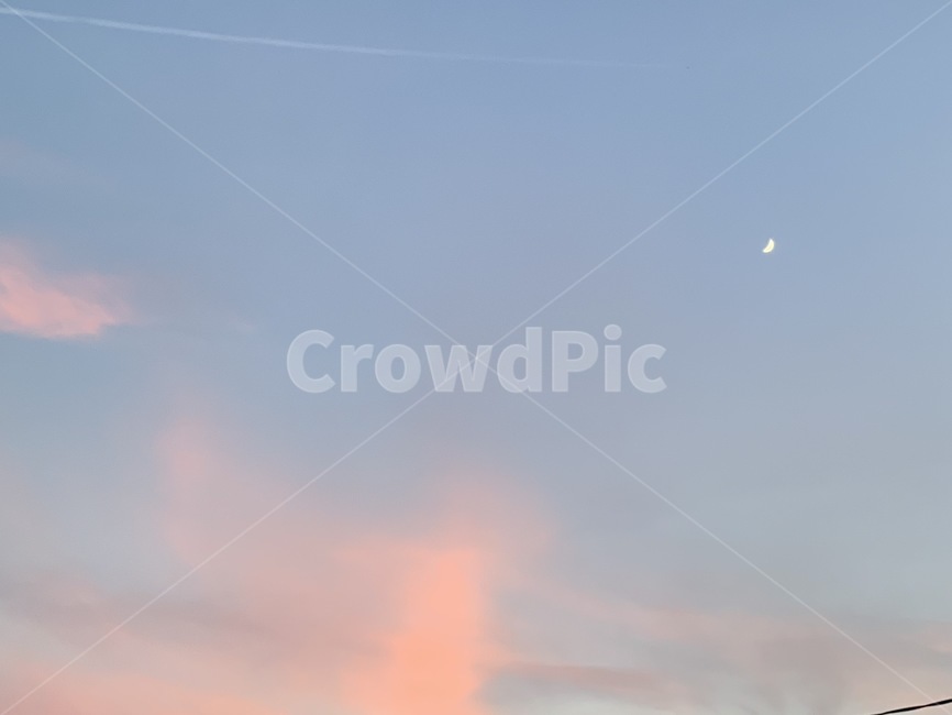 달,moon,sky,구름,cloud,보라빛하늘