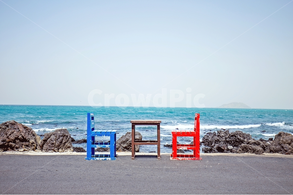 제주도,바다,해변,파도,하늘,의자,테이블,도로,road,wave,sky,nature,자연,풍경,scenery,sea,제주도,jeju,jeju island,색깔,색상,색채,색감,color sense,color sensitivity,feeling of color,사물,물건,오브젝트,thing,object,matter