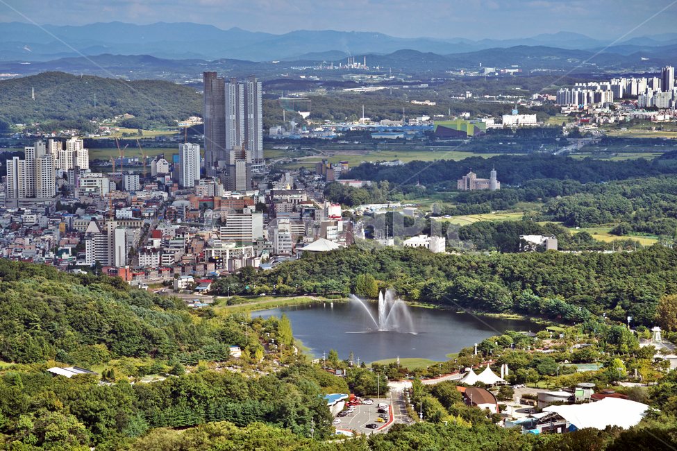 설봉공원,설봉산,이천시,관고동,이천도심,분수,저수지,호수,숲