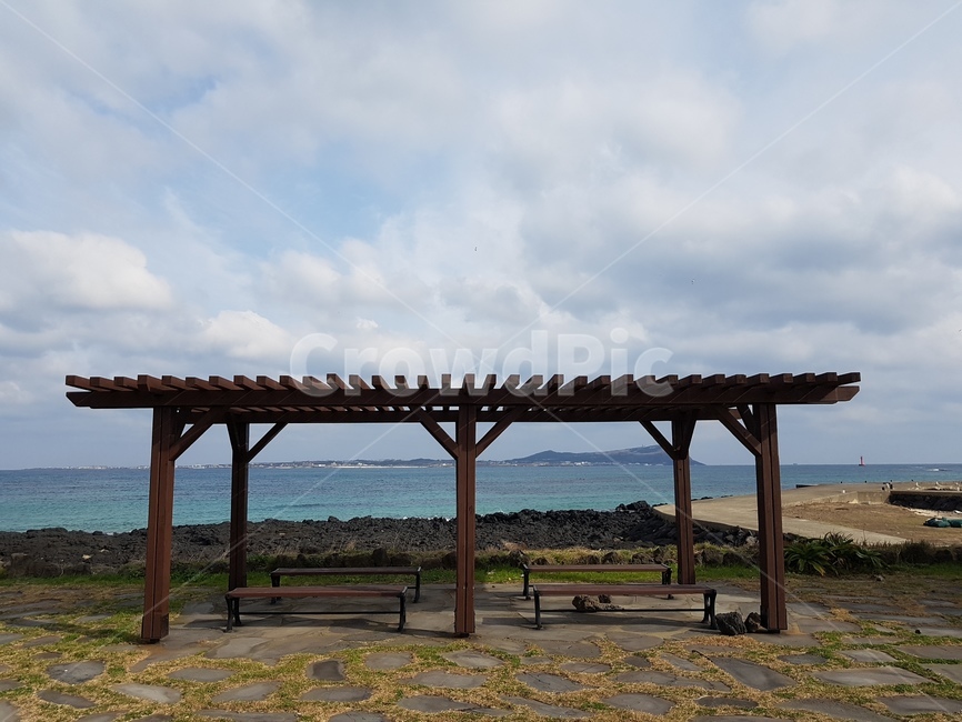 바다,풍경,쉼터,하늘,제주도,자연,풍경,nature,landscape,한국자연풍경,한국자연경관,korea nature landscape,제주도,jeju,jeju island,porch,현관,patio,안마당,pergola,페르 골라