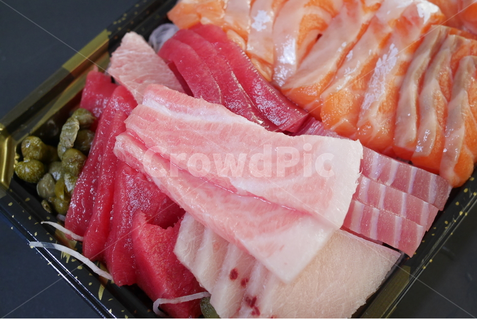 참치,참치회,연어,연어회,포장음식,회포장,회도시락,생선,생선회,테이크아웃,포장,음식,식재료,요리,food,cook,meal,dishes,food reserves,수산물,해산물,fishery products,seafood,일식,일본음식,일본요리,Japanese food,Japanese dishes,Japanese meal,Japanese cook