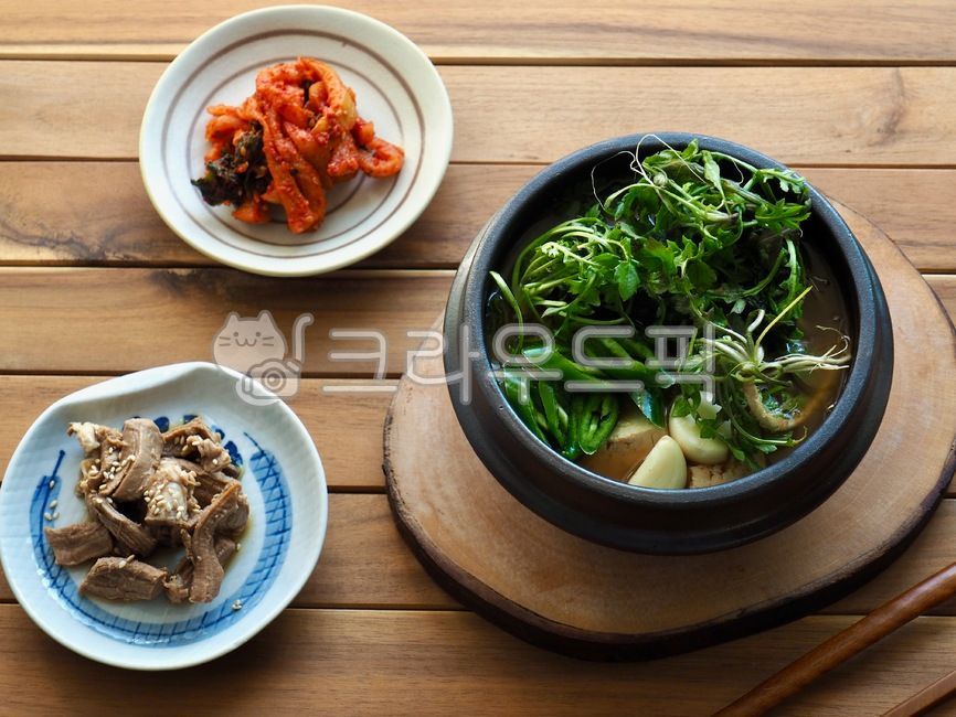 wellnessfood,asianfood,sidedish,koreanculture,Korean traditional food,vegetable,side dish,wellbeing,Korean food,Wellbeing food,Asian food,cooking,traditionalfood,koreanfood,soybeanpastestew,Shepherds purse soybean paste soup,Korean,Korean culture,koreantr