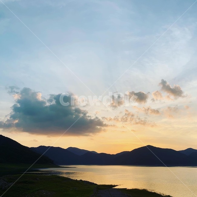 nature,자연,outdoors,옥외,land,땅,하늘,일몰,구름,산