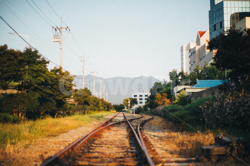 철길,감성,스냅,햇살,노을,도시,풍경,city,landscape,교통,교통수단,traffic,transportation,감성,sensible,feeling,train track,기찻길,rail,레일,railway,철도