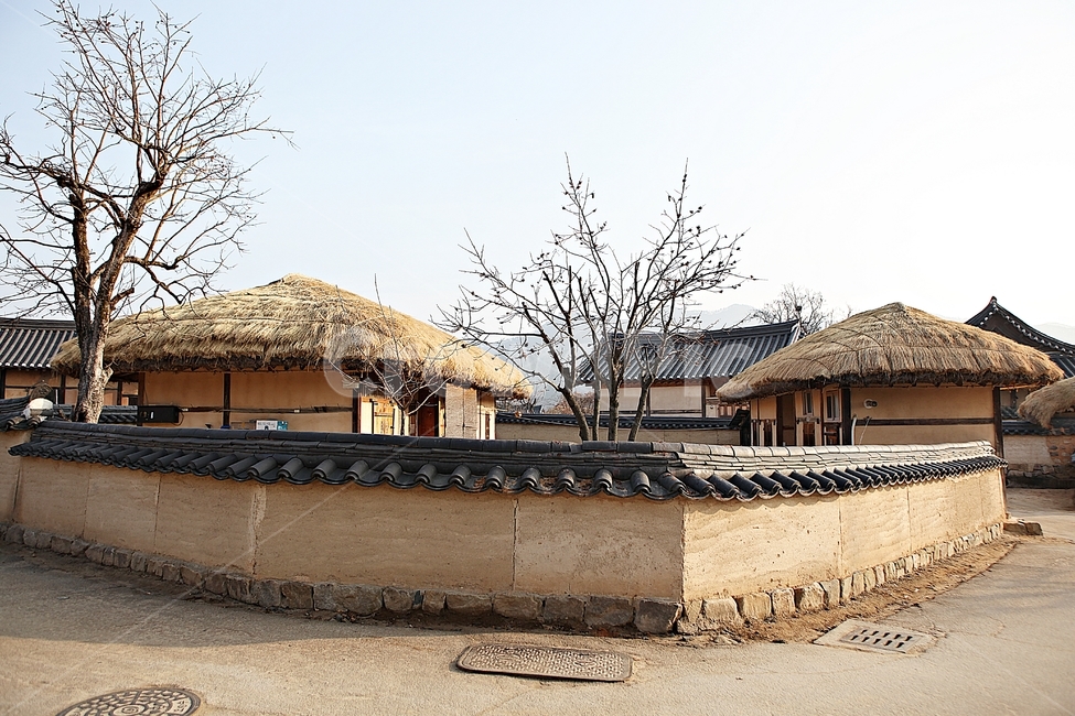 하회마을,초가집,초가,전통집,집,민속집,건물,자연,겨울,풍경,안동,한국전통,한국문화,korean traditional,korean culture
