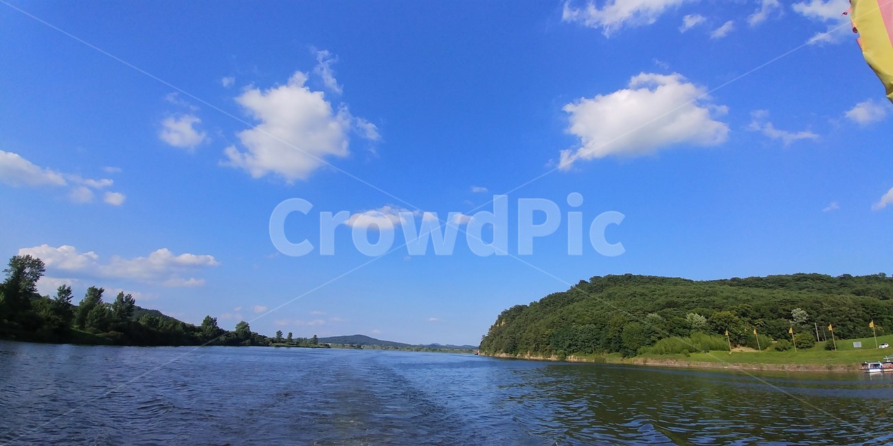 부소산,백마강,낙화암,부여,금강,구드레나루,백제문화,명소,유적지,자연,풍경,nature,landscape,한국자연풍경,한국자연경관,korea nature landscape,outdoors,옥외,land,땅,water,물,shoreline,해안선,ocean,대양,sea,바다
