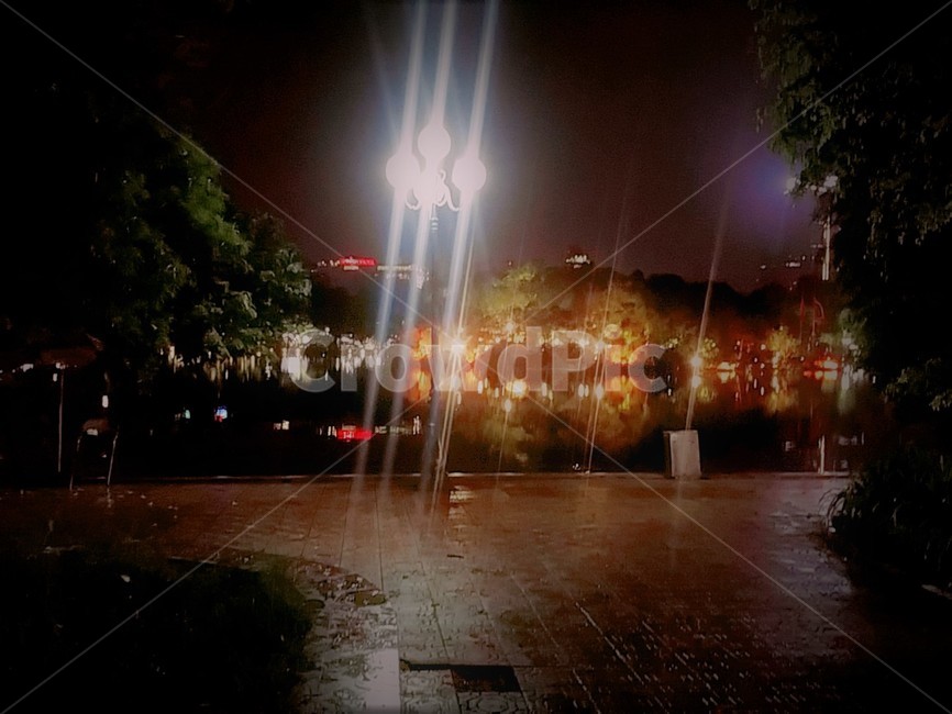 비,도시,풍경,야경,하노이,베트남,감성,골목길,밤,도심,불빛,night,city,light,빛,야간,비오는날,rain,rainy,feeling
