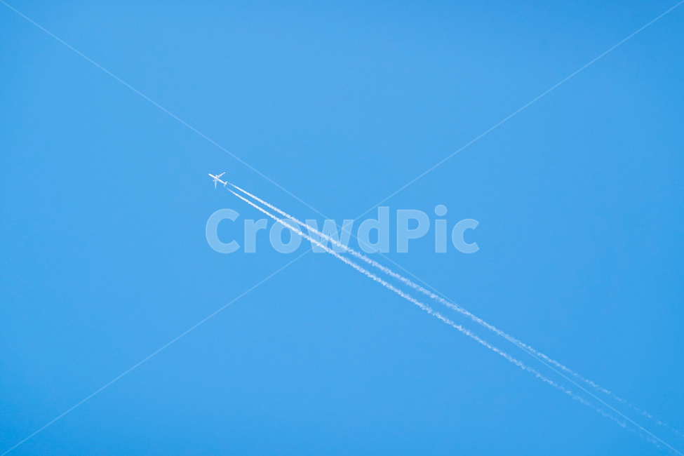 flying,airplane,sky,bluesky,clouds,하늘,비행기,비행운,구름,파란하늘