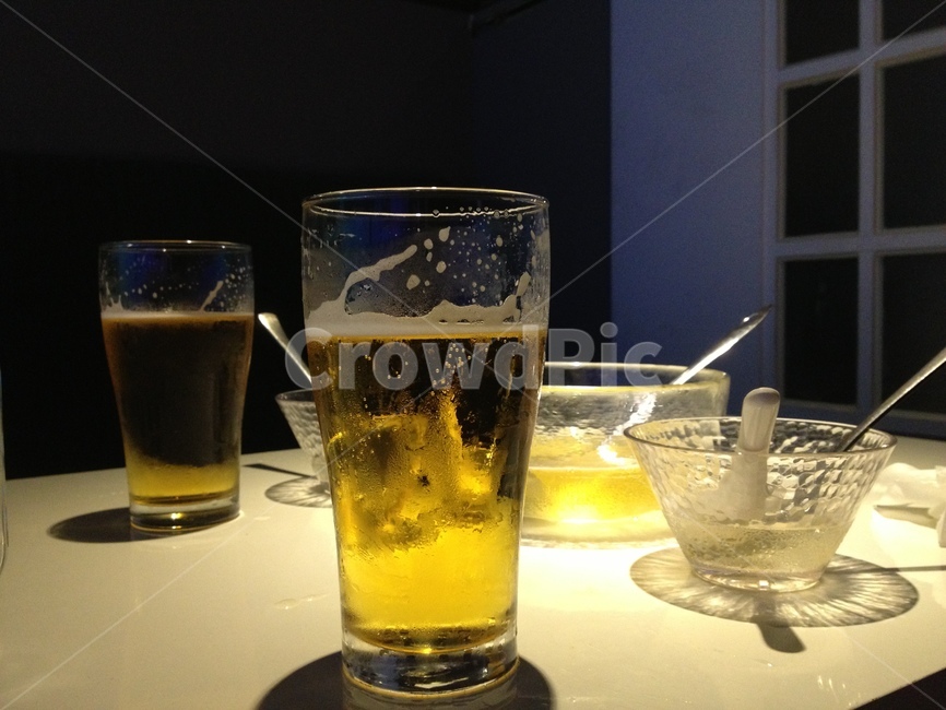 맥주유리,맥주,음주,유리,마실것,알코올,beerglass,beverage,alcohol,glass,drink,beer,술,주류,alcohol