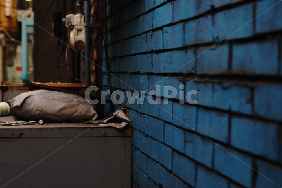 brick,벽돌,낡은,파란색,old,빈티지사진,빈티지느낌,빈티지감성,vintage