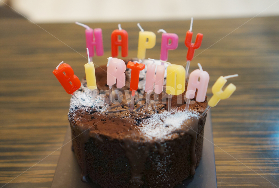 케이크,생일케이크,미니케이크,초코케이크,디저트,생일,기념일,축하,anniversary,congratulation,celebrate,celebration,음식,식재료,요리,food,cook,meal,dishes,food reserves,빵,bread,디저트,간식,후식,dessert,snack