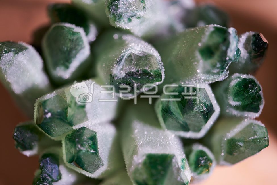 수정,수정체,광석,에메랄드,보석,돌,stone,jam,광물,결정체,결정,접사,macro