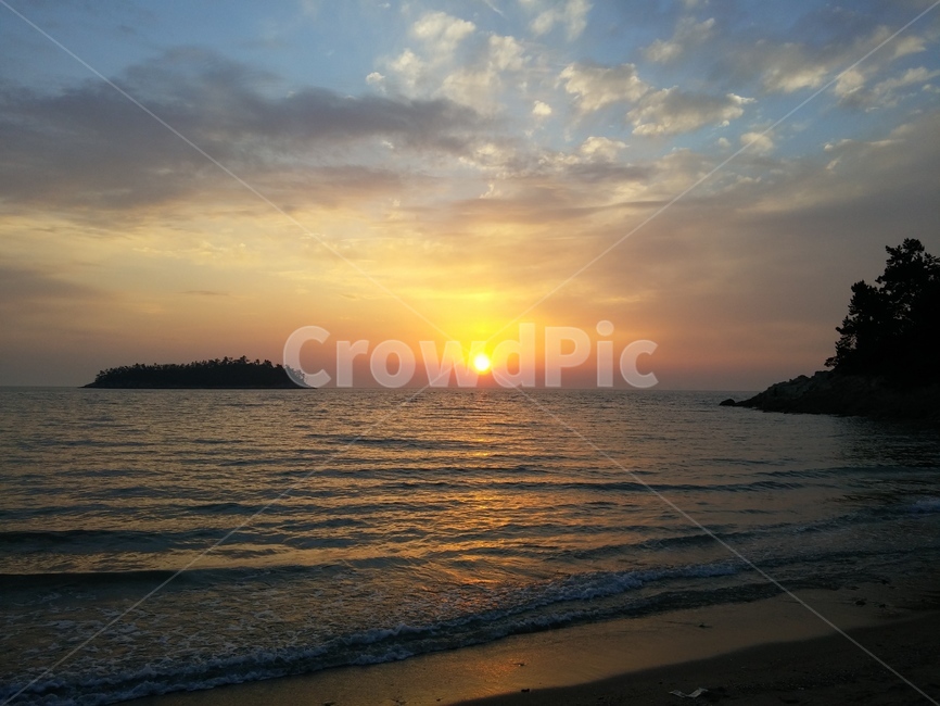 일출,새벽,플레어,flare,빛,light,dawn,일몰,dusk,황혼,redsky,붉은하늘,sunset,하늘,sky,옥외,outdoors,nature,자연,sunlight,햇빛