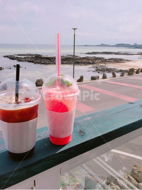 음료수,까페,커피,자몽,주스,컵,도로,풍경,자몽에이드,에이드,coffee,cafe,grapefruit,juice,road,음료수,drink,beverage