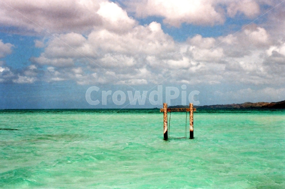 water,자연,바다,sea,ocean,outdoors,nature,sky,하늘,그네,swing,clouds,구름