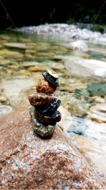 rock,돌,돌탑,자갈,계곡,산,자연,여름,물놀이