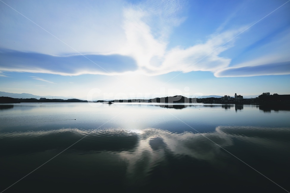 호수,반영사진,구름,하늘,파란하늘,반영,lake,reflection,sky,cloud,자연,풍경,nature,landscape,water,물,outdoors,옥외
