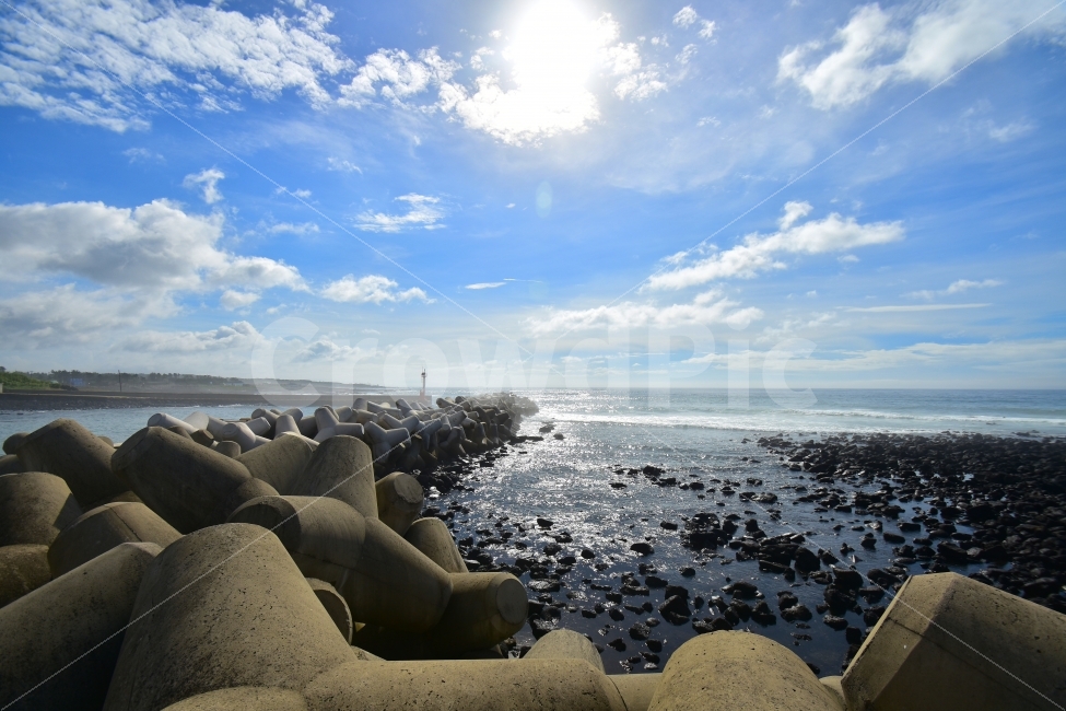 풍경,해변,바다,아침,하늘,항구,푸른하늘,방파제,자갈,돌,bluesky,하이킹,자연,풍경,nature,landscape,promontory,곶