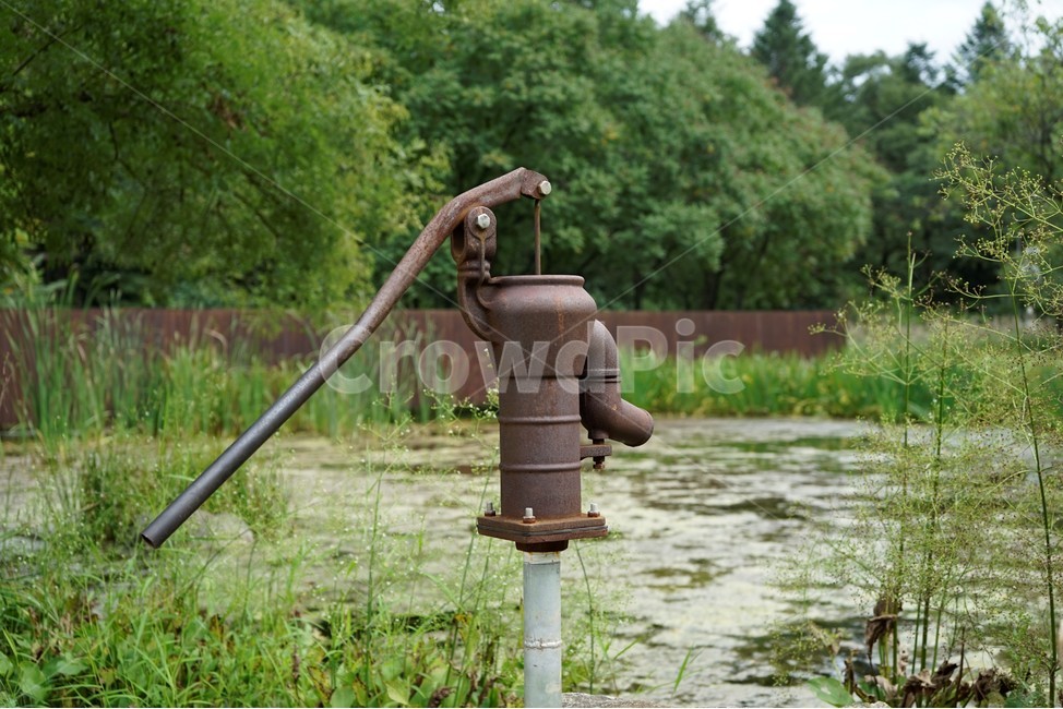 펌프,수동,녹슨,rod,steel,rusty,water,handoperated,handpump,pump,급수,물,근대문명,손잡이,주물,쇠,녹,수동펌프