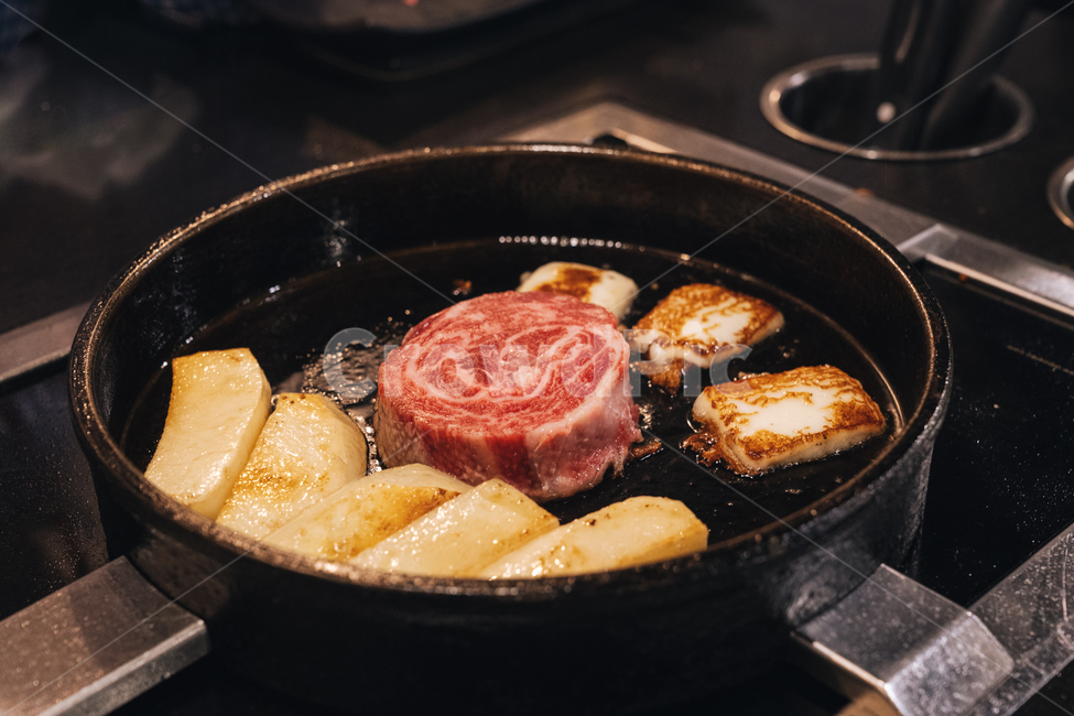 고기,소고기,등심,새우등심,임실치즈,감자,food,맛집,음식,식재료,요리,food,cook,meal,dishes,food reserves,육류,고기,meat