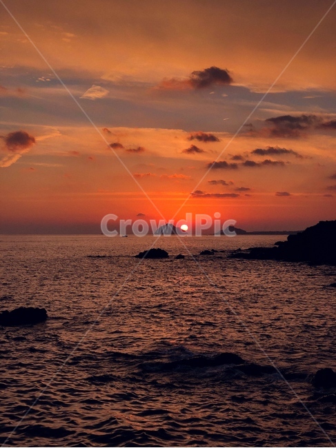 노을,석양,구름,하늘,붉은하늘,자연,풍경,nature,landscape,outdoors,옥외,dusk,황혼,sunset,일몰,sky,dawn,새벽,red sky,붉은 하늘