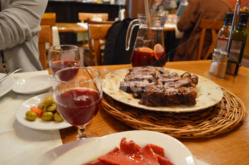 스페인,스테이크,레스토랑,샹그리아,와인,소고기,식당,고기,음식,food,dinner,steak,meal,beef,meat,grill,wine,restaurant,음식,식재료,요리,food,cook,meal,dishes,food reserves,양식,서양음식,서양요리,western food,western dishes,western meal,western cook
