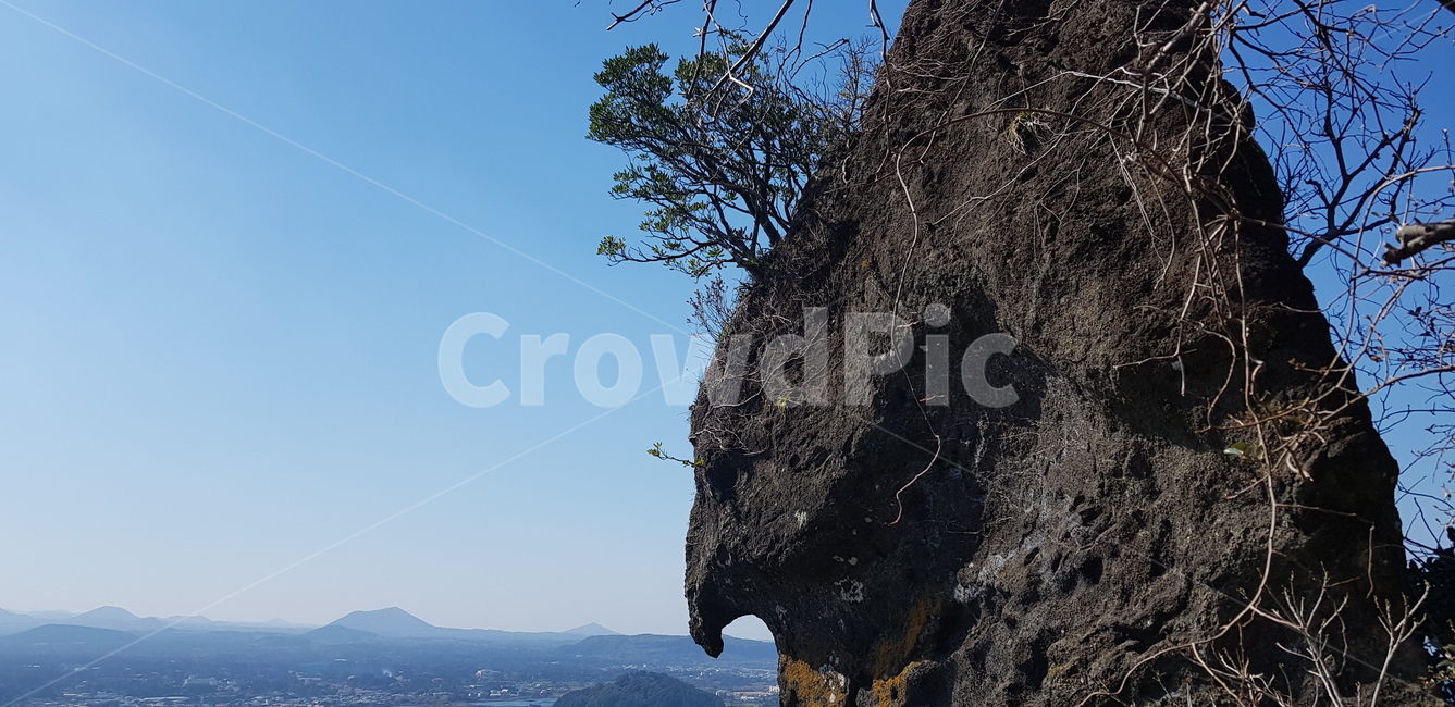제주도,성산일출봉,독수리바위,기암괴석,풍경,자연,풍경,nature,landscape,한국자연풍경,한국자연경관,korea nature landscape,제주도,jeju,jeju island,outdoors,옥외,cliff,낭떠러지