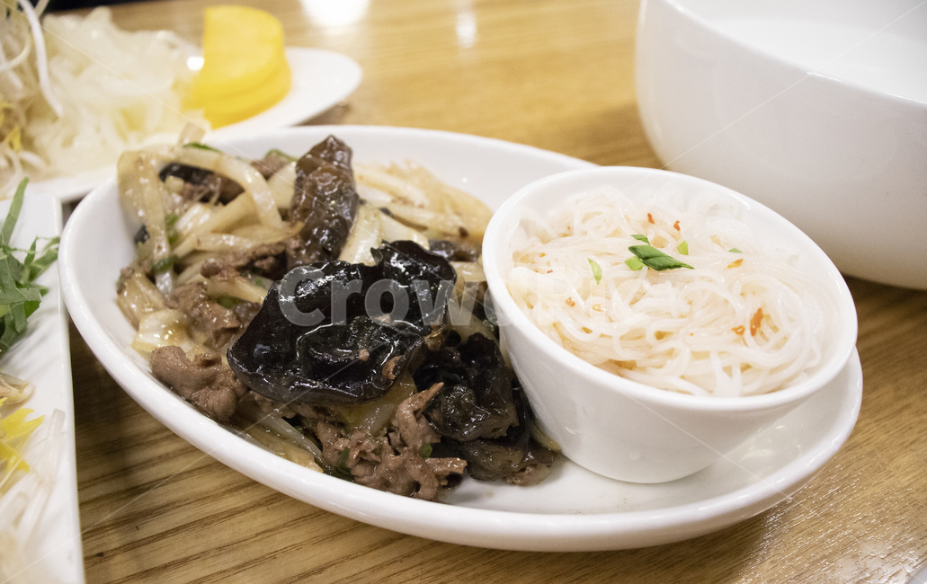 불고기,불고기채소볶음,불고기야채볶음,쌀국수,면,국수,월남쌈재료,소고기,소고기볶음,양파볶음,소고기양파버섯볶음