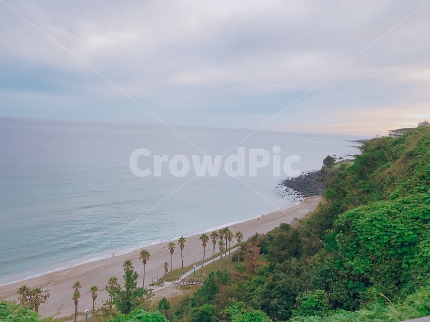 해수욕장,파도,자연,바다,전망,휴일,휴가,휴식,자연,풍경,nature,landscape,outdoors,옥외,shoreline,해안선,water,물,land,땅,promontory,곶,ocean,대양,sea
