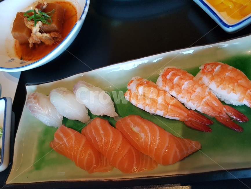 일식,초밥,밥,점심,일본,음식,식재료,요리,food,cook,meal,dishes,food reserves,일식,일본음식,일본요리,Japanese food,Japanese dishes,Japanese meal,Japanese cook