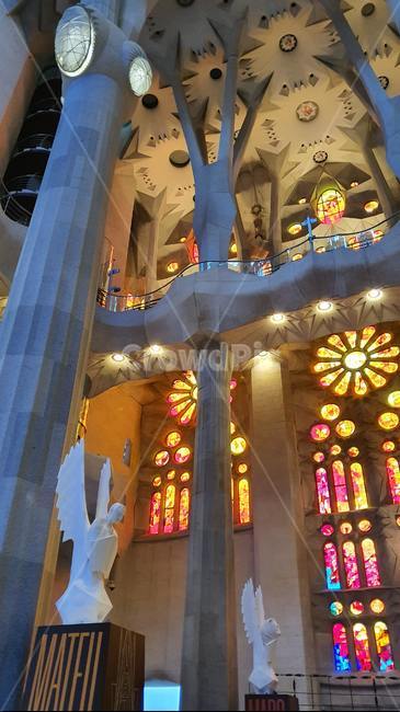 스페인,베르셀로나,사그라다,파밀리아,성당,가우디,spain,sagrada,familia,catholic,church,gaudy,barcelona,건축물,building,lighting
