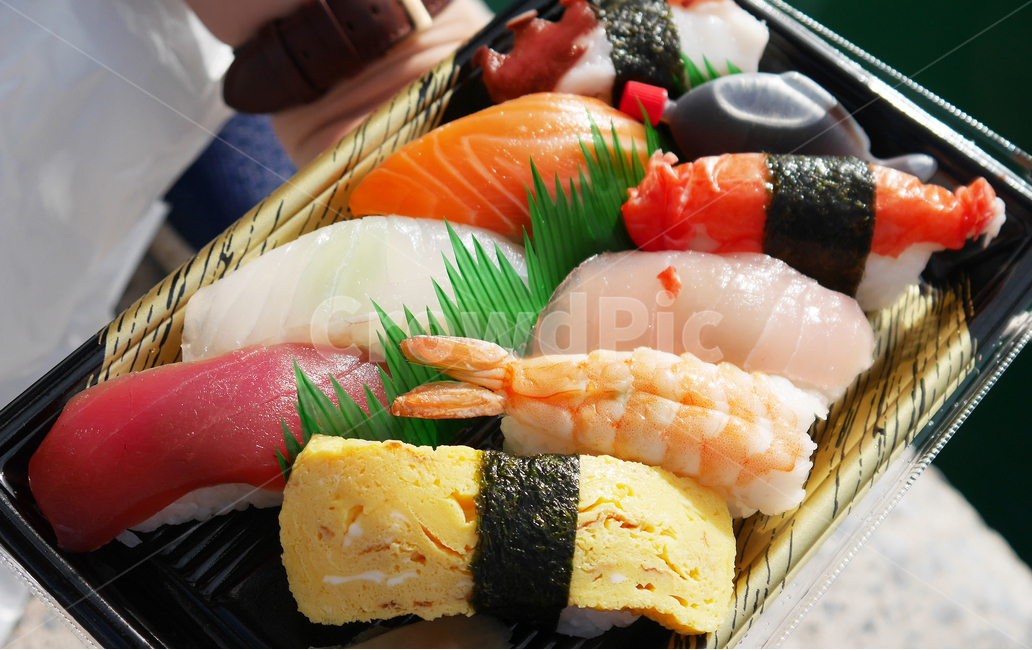 초밥,스시,도시락,초밥도시락,계란초밥,일본,오키나와,맛집,야외,새우초밥,참치초밥,연어초밥,음식,일식,음식,식재료,요리,food,cook,meal,dishes,food reserves,수산물,해산물,fishery products,seafood,일식,일본음식,일본요리,Japanese food,Japanese dishes,Japanese meal,Japanese cook