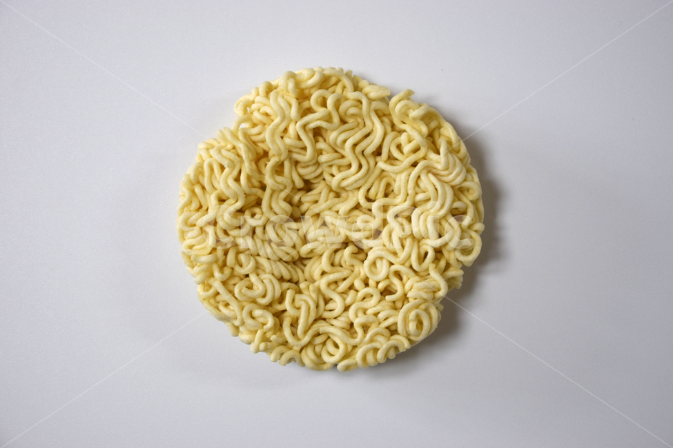 라면사리,라면,분식,간식,요리,식품,음식,생라면,사리,인스턴트,동그라미,둥근,재료,음식,식재료,요리,food,cook,meal,dishes,food reserves,면류,면요리,noodles,누끼,remove background