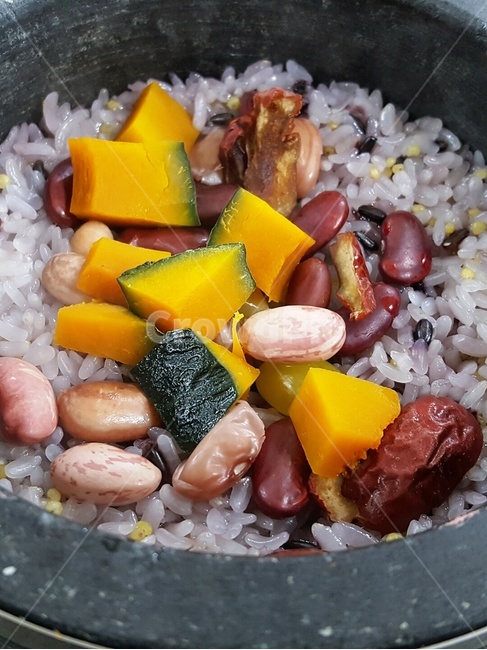 영양밥,잡곡밥,돌솥밥,대추,단호박,대두,흑미밥,조밥