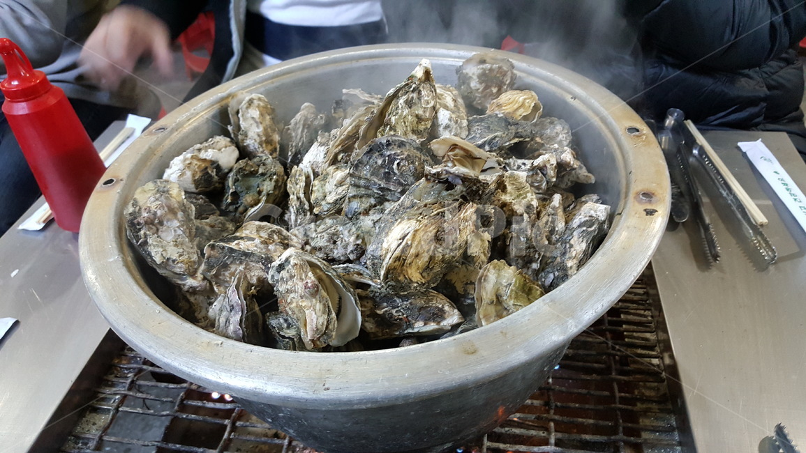 굴,굴찜,음식,food,겨울음식,따끈따끈한,찜요리,oyster,겨울제철음식