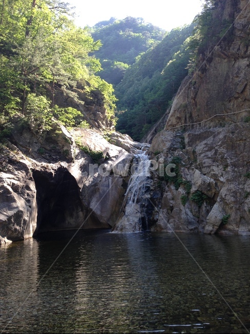 계곡,폭포,잔잔함,물,숲속,자연,산,자연,풍경,nature,landscape,outdoors,옥외,water,river,강,mountain