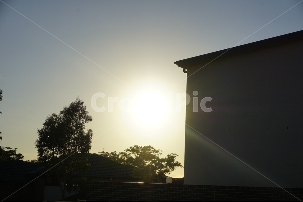 원본,태양,일출,따뜻함,자연,original,sun,sunrise,warmth,nature,실루엣,그림자,silhouette,shadow,건축물,건물외관,exterior,building,structure,architecture,construction