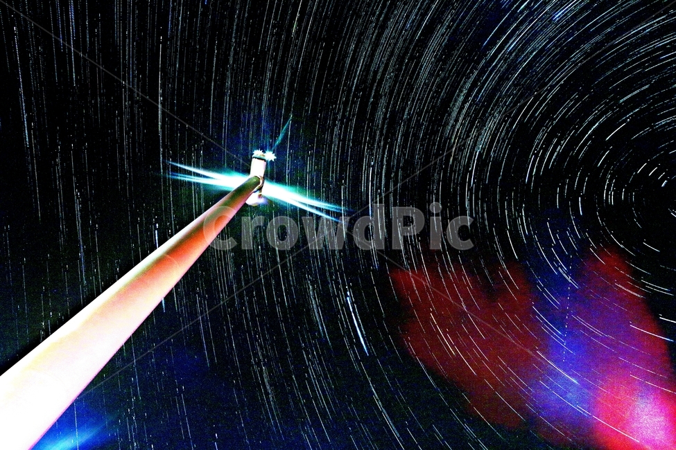 star,startrack,cheongoksan,light,night,wideanglelens,windgenerator,별,별궤적,청옥산,빛,밤,어안렌즈,광각렌즈,풍력발전기,lighting,조명,fisheyelens,mountain,산,야경,밤,풍경,nightscape,night,landscape