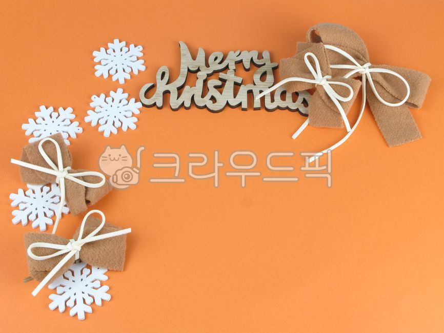 Christmas,Christmas photo contest,winter,Simple tree,celebration,emotion,congratulation,snow,snow crystal,merrychristmas,ribbon decoration,anniversary,Christmas tree,object