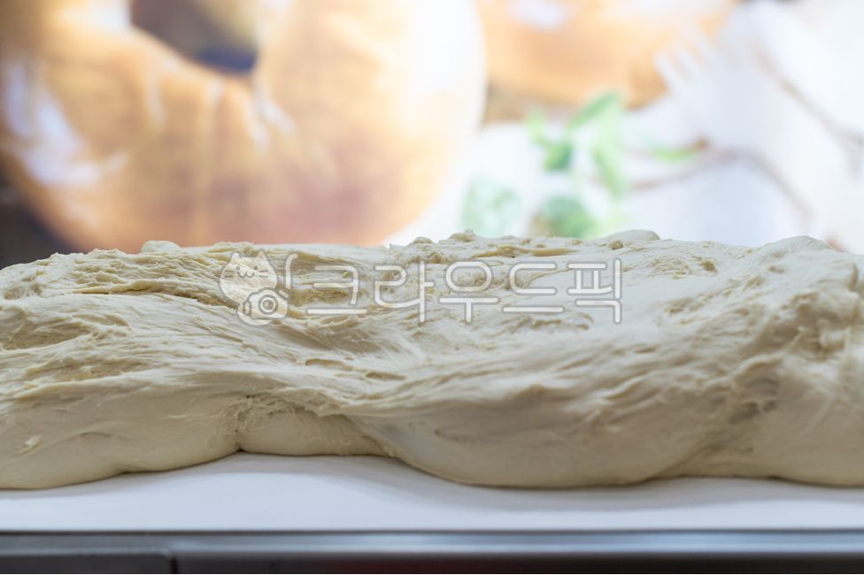 Flour dough,bread dough,flour,fermentation,dough,food,bread ingredients