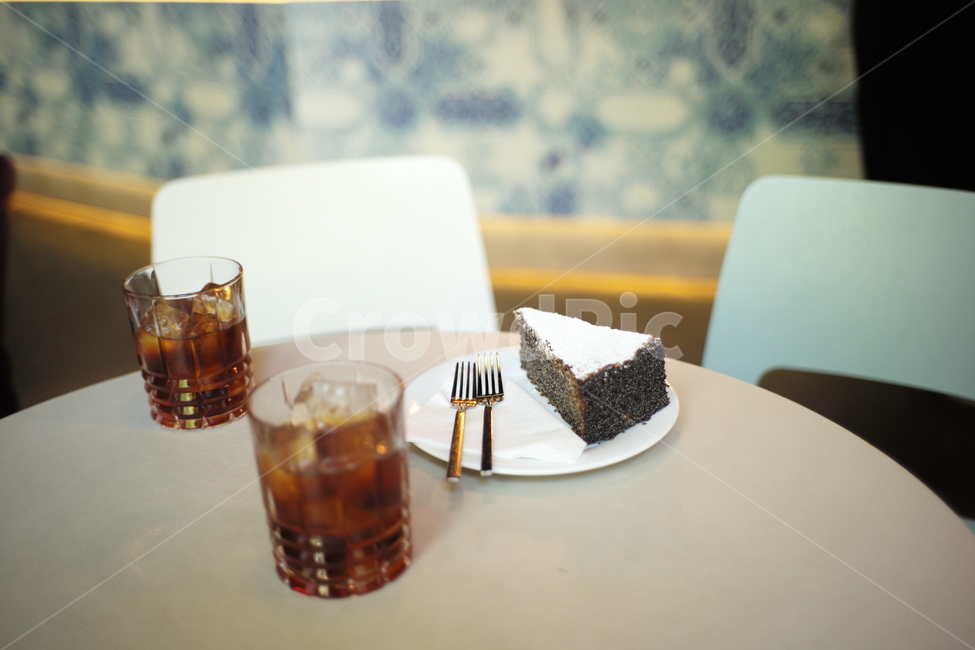 카페,디저트,커피,케이크,휴식,음식,cafe,cake,coffee,healing,food,rest,음식,식재료,요리,food,cook,meal,dishes,food reserves,빵,bread,디저트,간식,후식,dessert,snack,커피,카페,coffee,cafe,감성,sensible,feeling