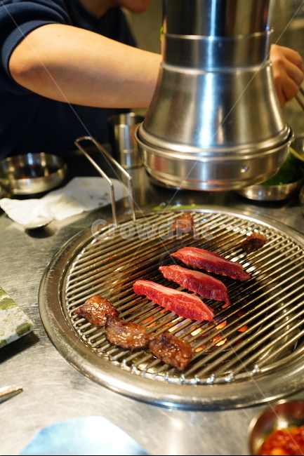 한우,소고기,육류,육식,한식,식사,음식,푸드,안주거리,먹거리,구이,술안주,음식,식재료,요리,food,cook,meal,dishes,food reserves,육류,고기,meat,한식,한국음식,한국요리,korean food,korean dishes,korean meal,korean cook