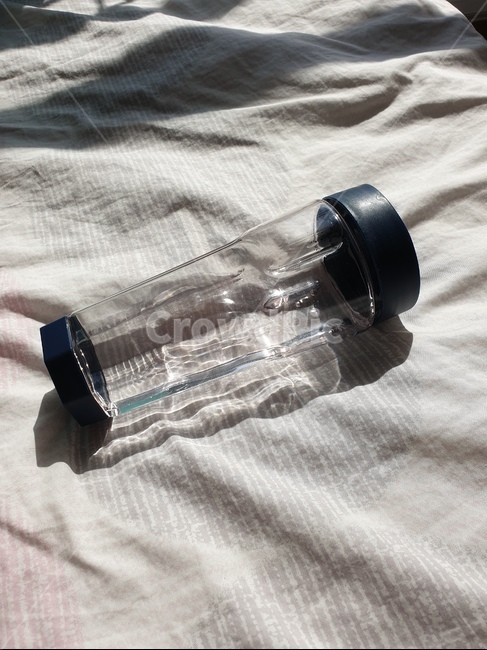 텀블러,물통,빛,물,투명,사물,물건,오브젝트,thing,object,matter