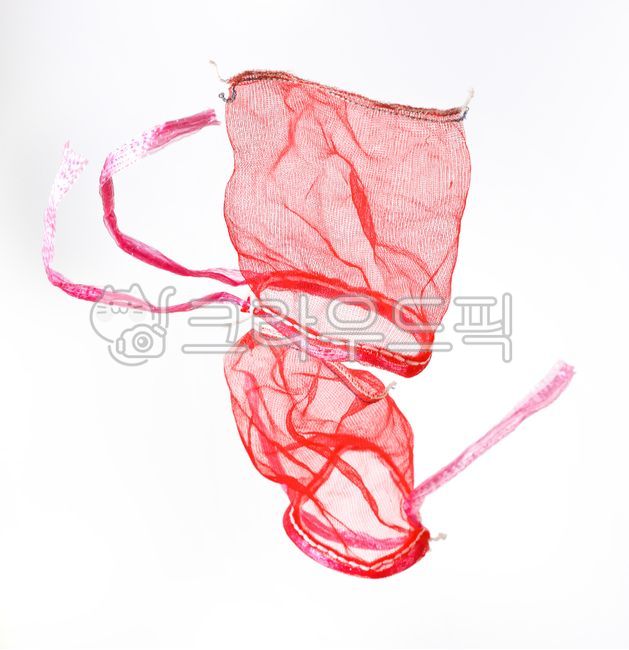 play,Reduce plastic,vegetable net,Mangtaegi,onion,bag,zero waste,fall,Containing,floating,recycle,upcycling,net,mesh,bean,levitation,waste,falling,onion net,emptied,misfortune,Public,environmental protection,trash,empty bag,Eco,Red,environment,Recycle,Sep