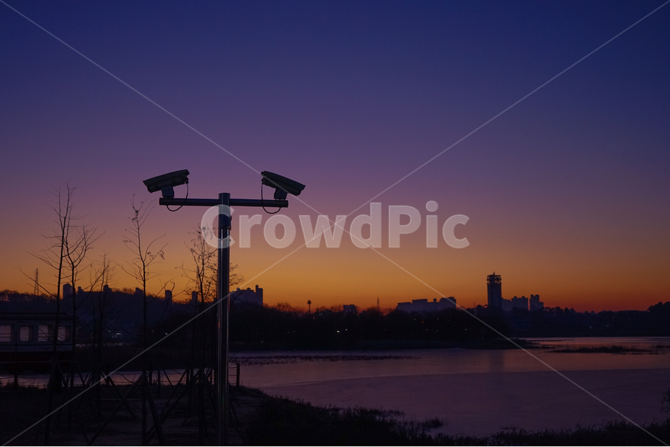 여명,새벽,카메라,감시,촬영,cctv,야경,밤,풍경,nightscape,night,landscape,도시,city,실루엣,그림자,silhouette,shadow