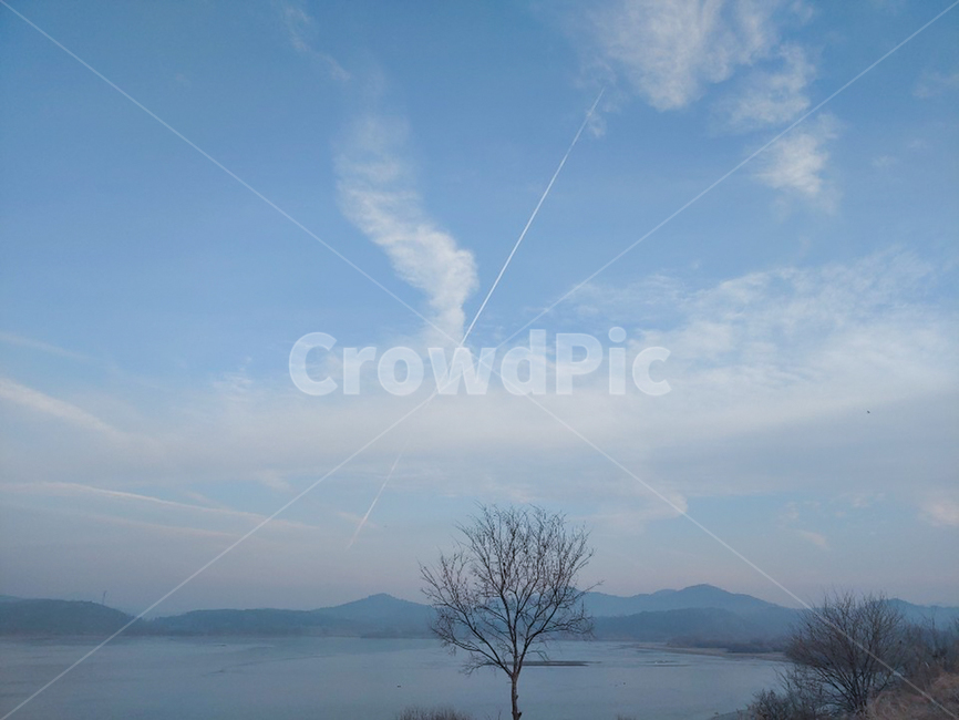자연,nature,outdoors,옥외,weather,날씨,호수,강,푸른하늘,blue,파랑